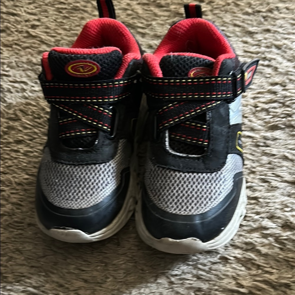 Black and Red Sneakers with Breathable Mesh and Velcro Strap